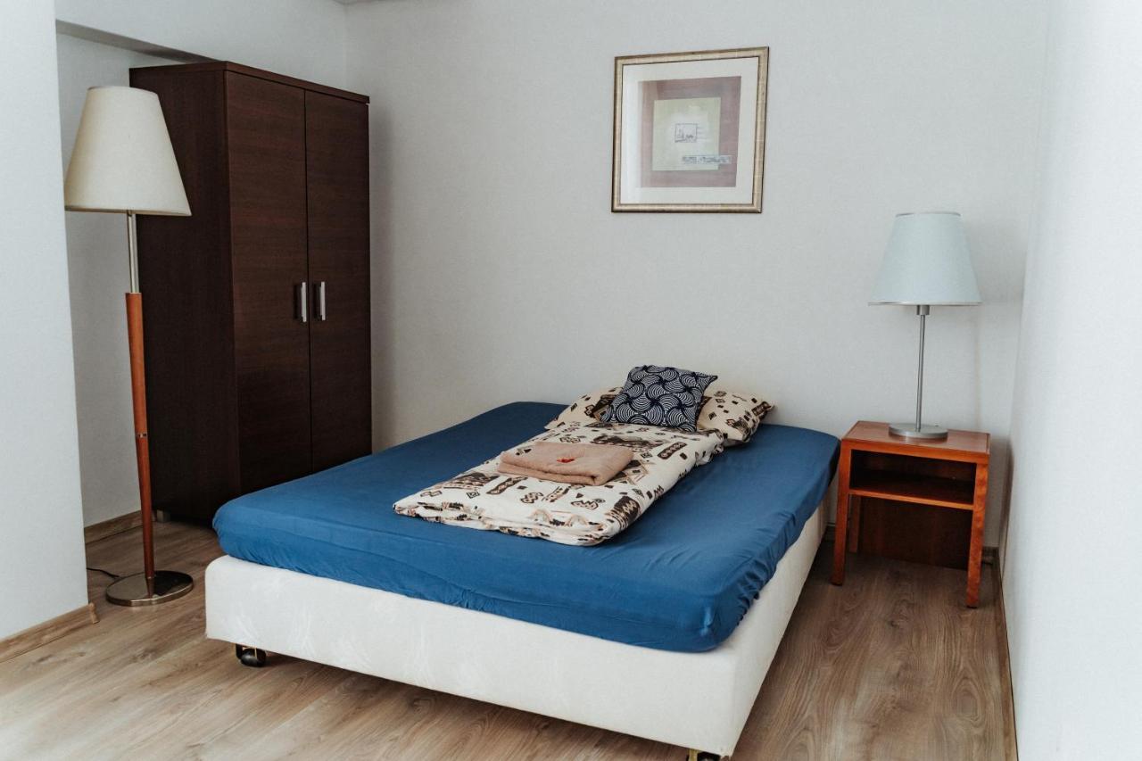Dudok House Aparthotel Жилина Екстериор снимка